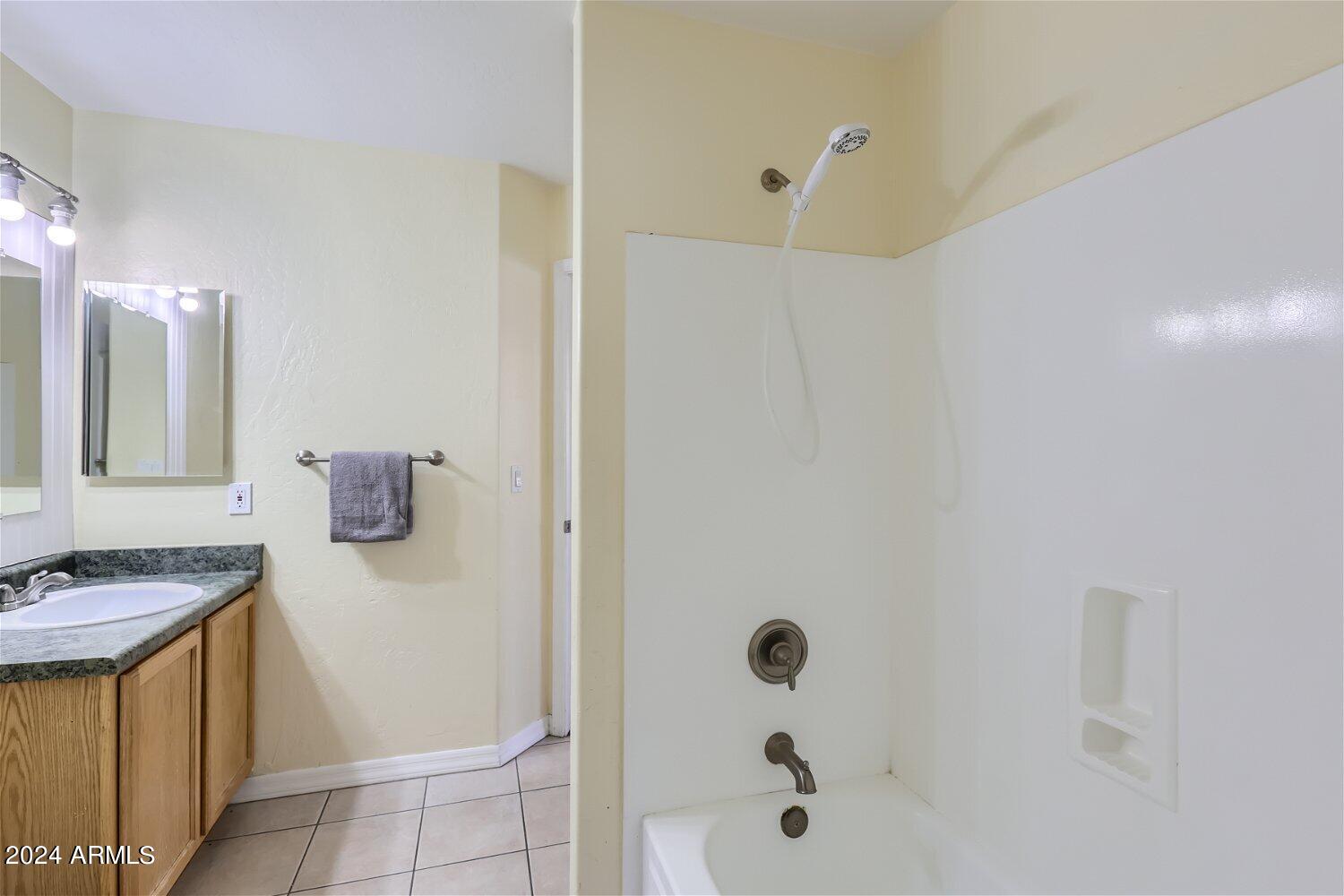 1917 North Bellview Mesa, AZ 85203 - Photo 22 of 28 1917 North Bellview - Web Quality - 021