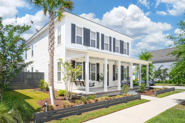 $669,000 | 262 Great Lawn Drive, Summerville, SC 29486