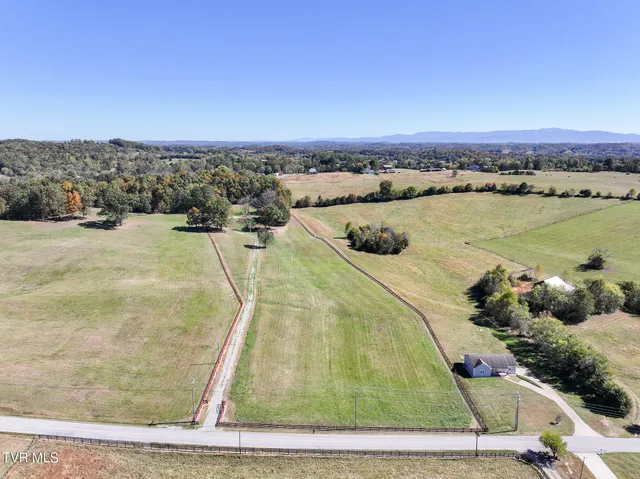 $215,000 | 745 Sinking Springs Road, Midway, TN 37809