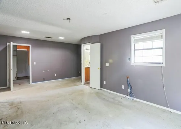 $80,000 | 215 Girl Scout Road, Grenada, MS 38901