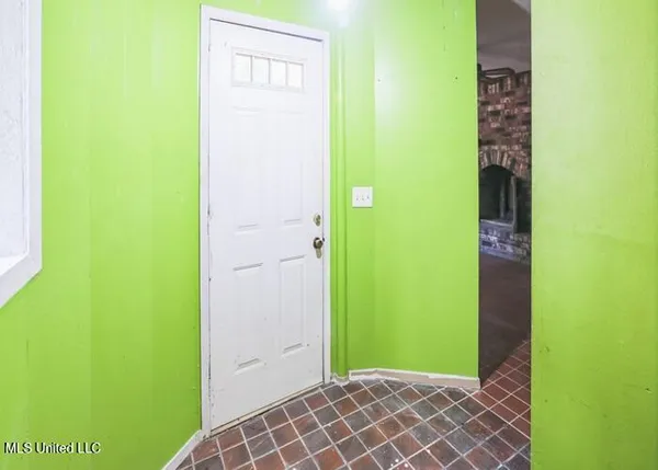 $80,000 | 215 Girl Scout Road, Grenada, MS 38901