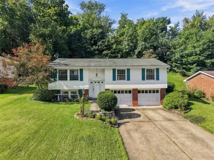 $279,000 | 125 Dover Drive, Coraopolis, PA 15108