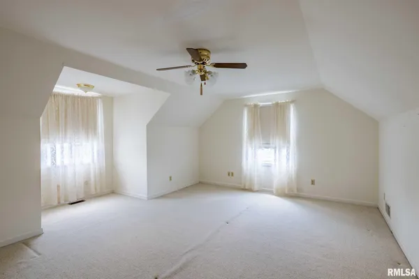 $289,000 | 304 Bogie Drive, Herrin, IL 62948