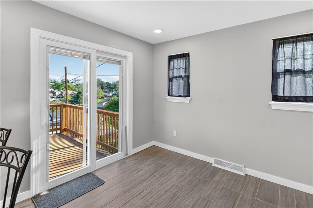 4747 Doyle Road Pittsburgh, PA 15227 - Photo 9 of 32 Gallery Image 9