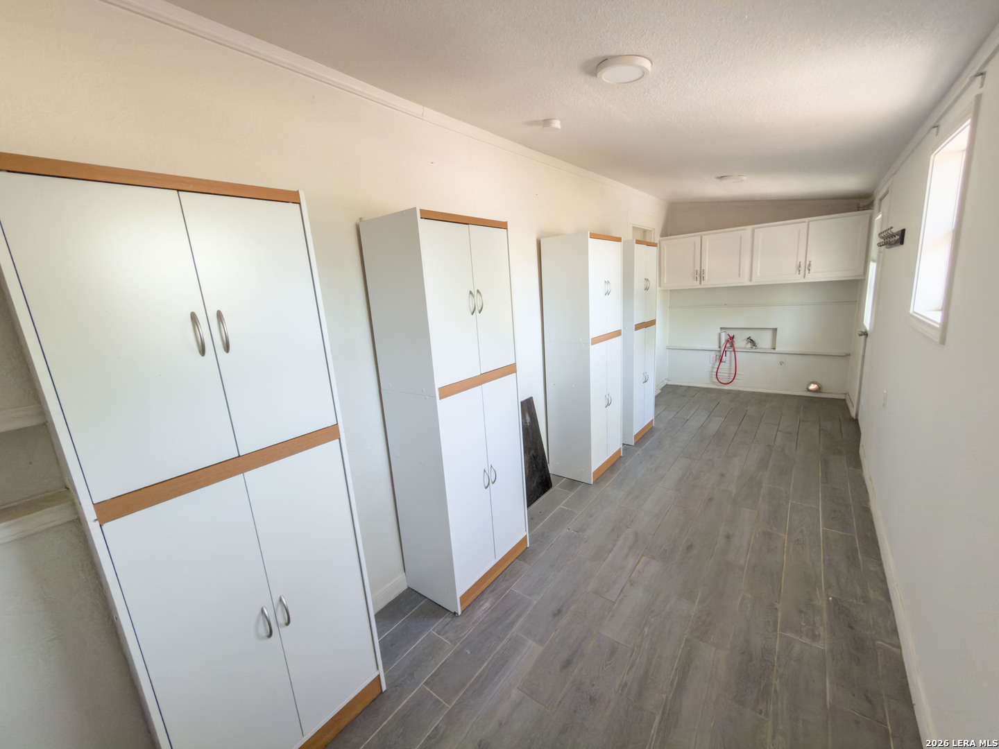 206 North 5th Street Uvalde, TX 78801 - Photo 12 of 17