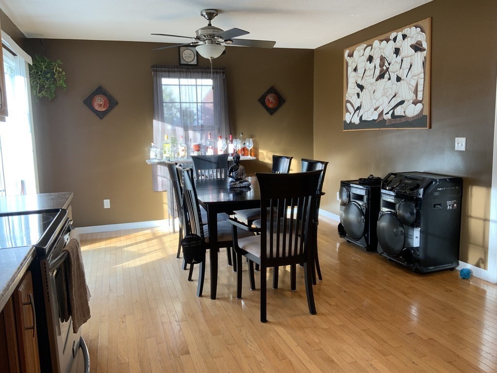 138 Pasco Road Springfield, MA 01151 - Photo 4 of 23