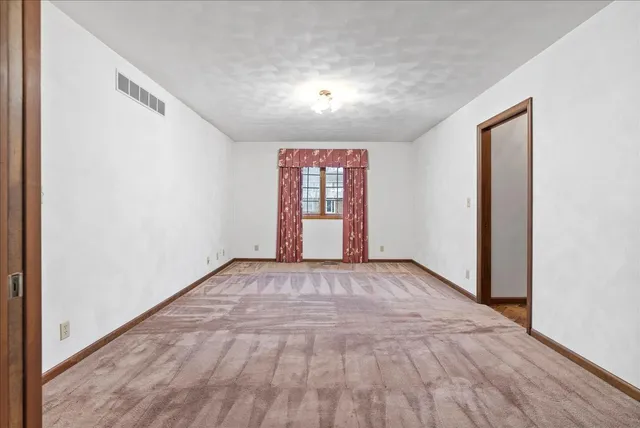 $350,000 | 404 Chelsea Drive, Bloomington, IL 61704