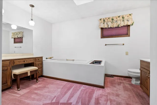 $350,000 | 404 Chelsea Drive, Bloomington, IL 61704