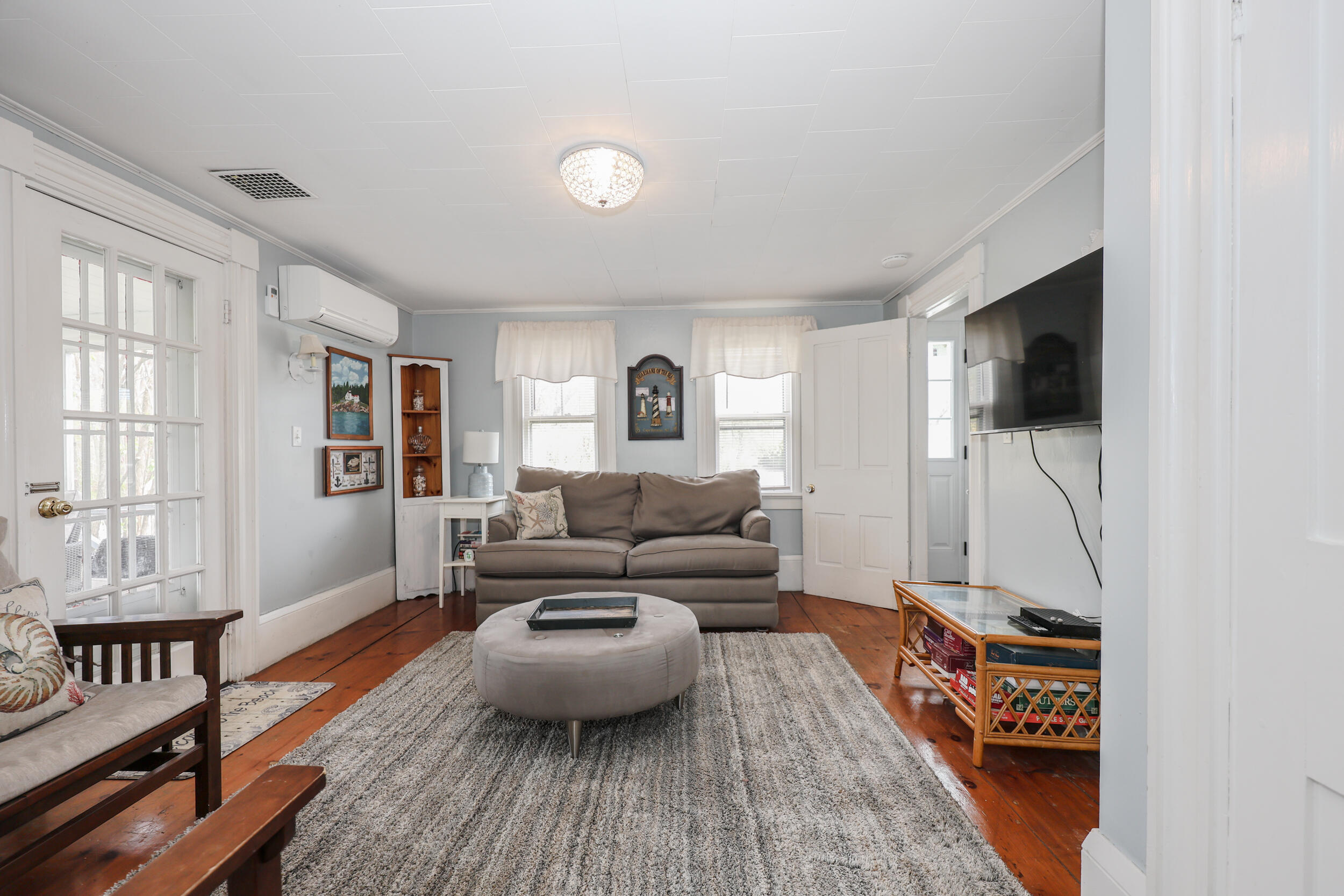 144 Post Road Wells, ME 04090 - Photo 19 of 48 second sitting room