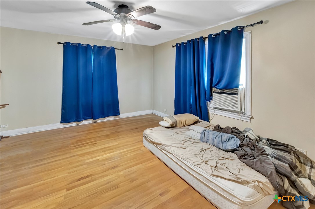 1005 Mac Arthur Street Victoria, TX 77901 - Photo 16 of 38