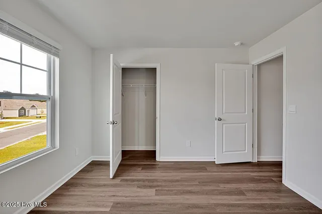 $374,240 | 1221 Inner Banks Lane, Unit 464, Jacksonville, NC 28546