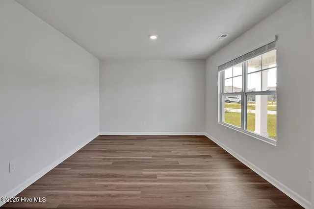 $374,240 | 1221 Inner Banks Lane, Unit 464, Jacksonville, NC 28546