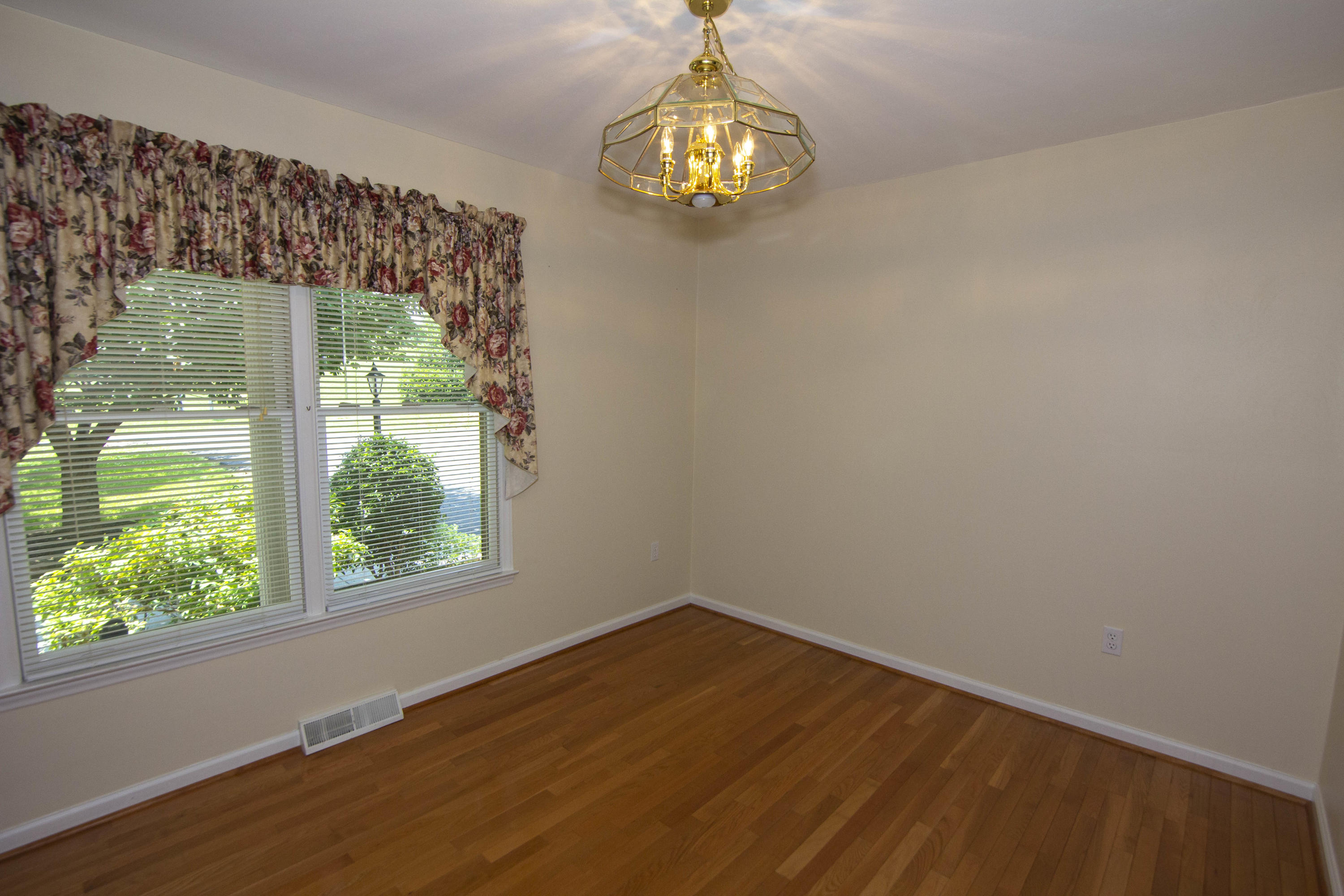 575 Tall Tree Road Wirtz, VA 24184 - Photo 12 of 64 Dining Room