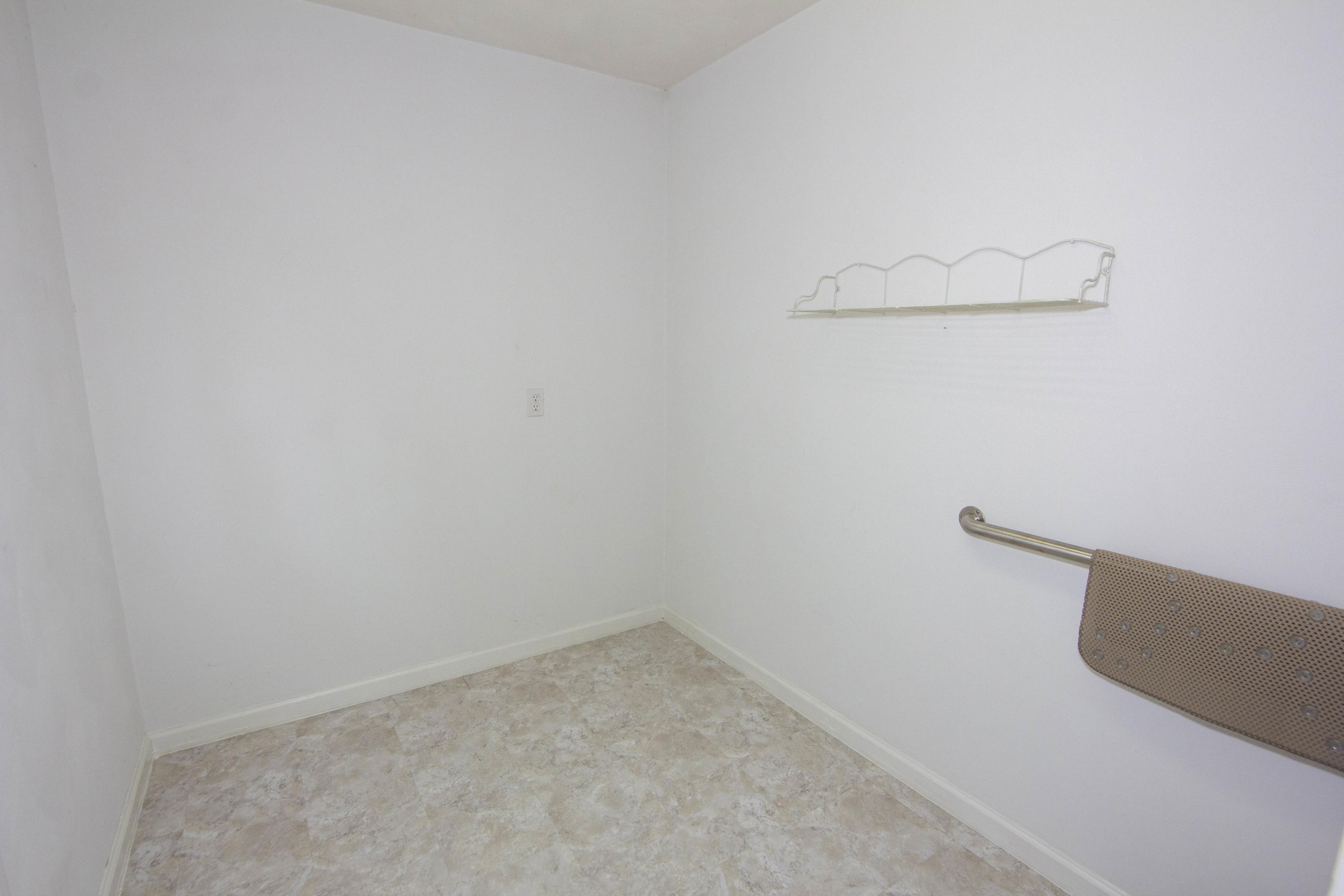 575 Tall Tree Road Wirtz, VA 24184 - Photo 39 of 64 Washroom