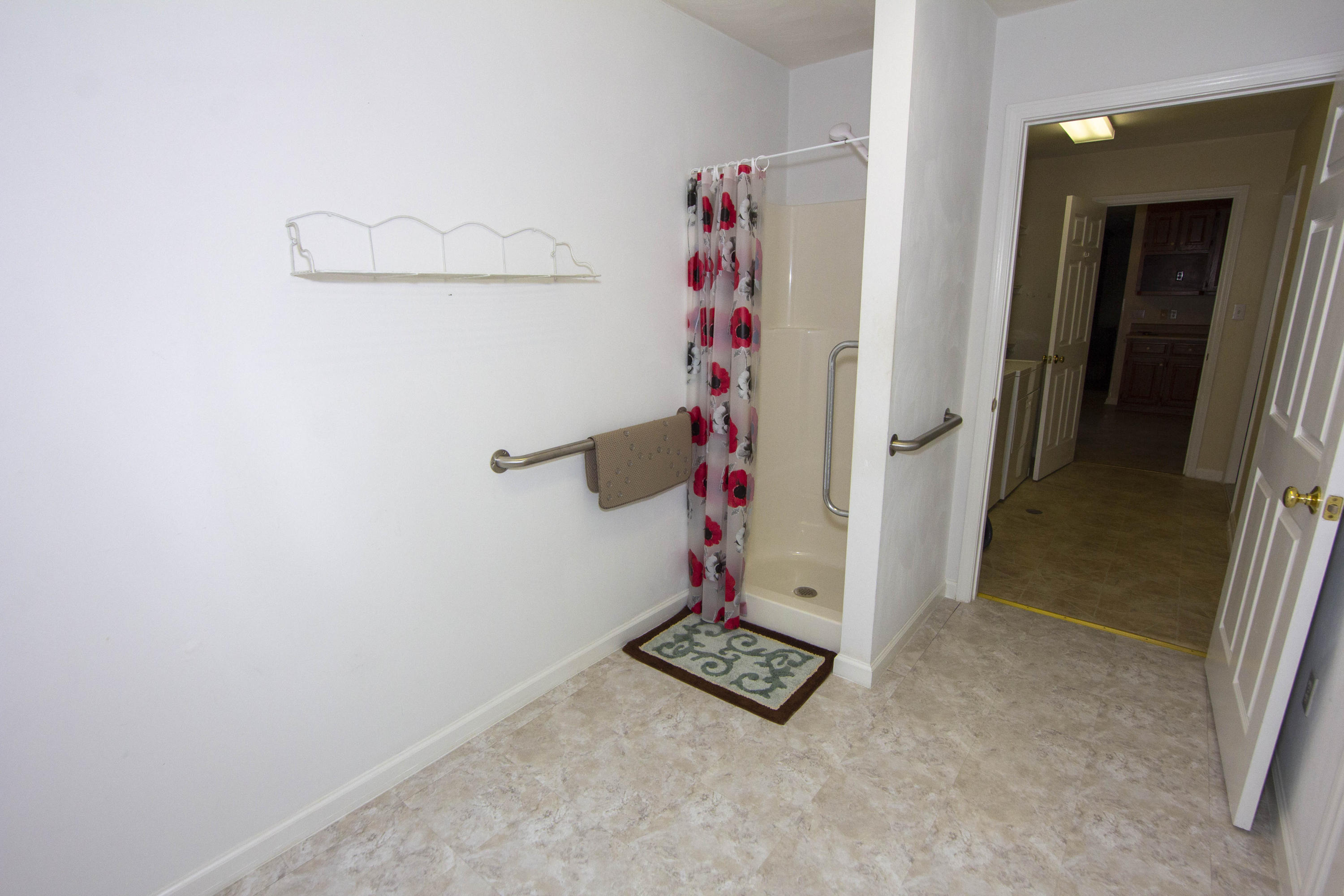 575 Tall Tree Road Wirtz, VA 24184 - Photo 40 of 64 Washroom