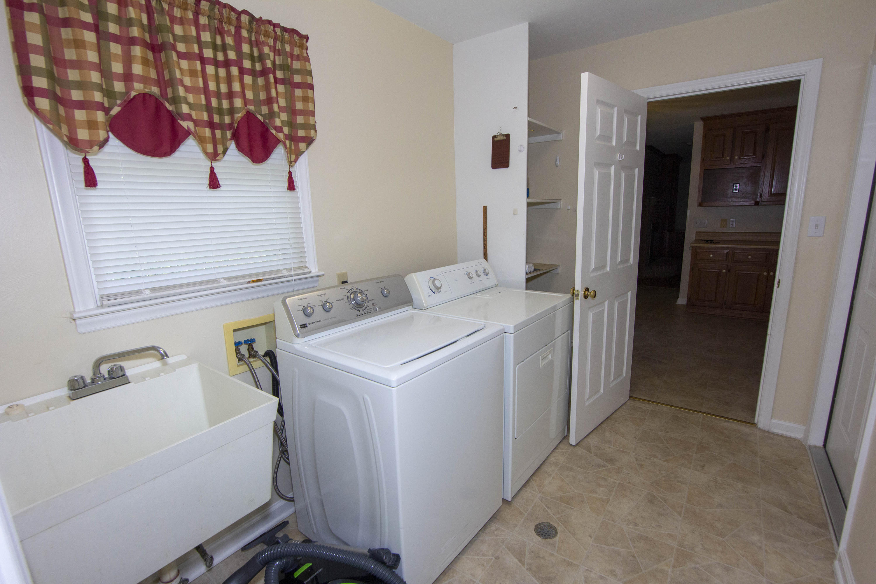 575 Tall Tree Road Wirtz, VA 24184 - Photo 41 of 64 Laundry Room