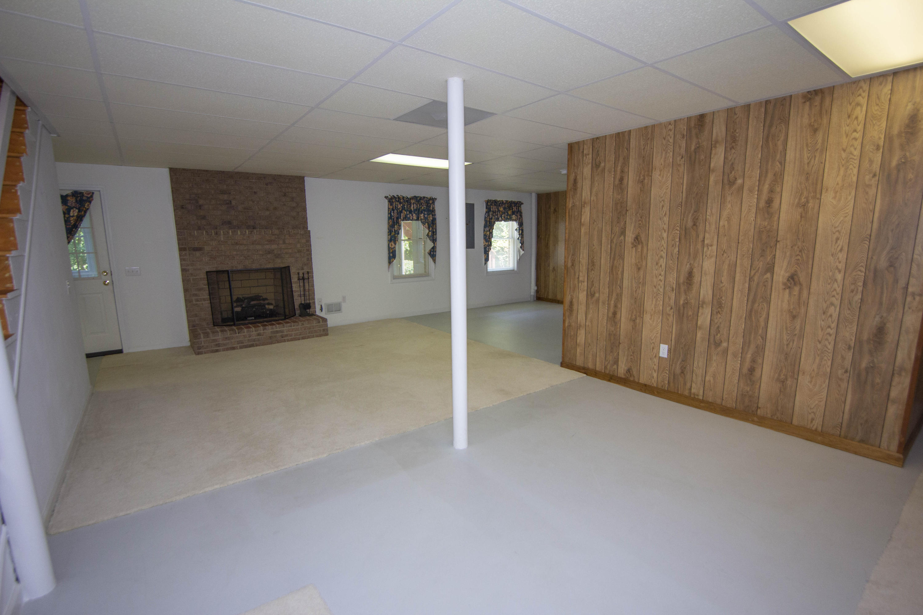 575 Tall Tree Road Wirtz, VA 24184 - Photo 45 of 64 Family Room