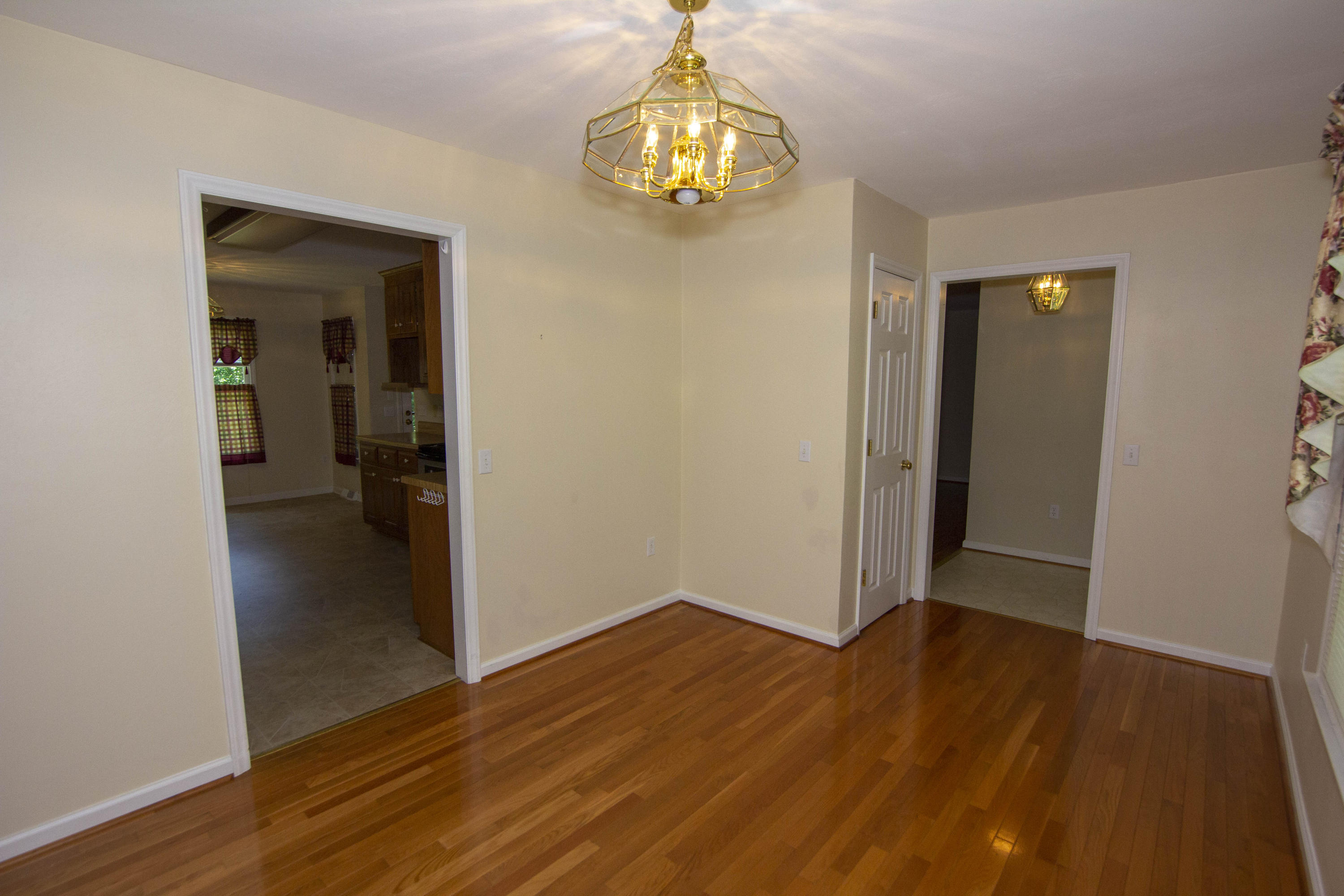 575 Tall Tree Road Wirtz, VA 24184 - Photo 10 of 64 Dining Room