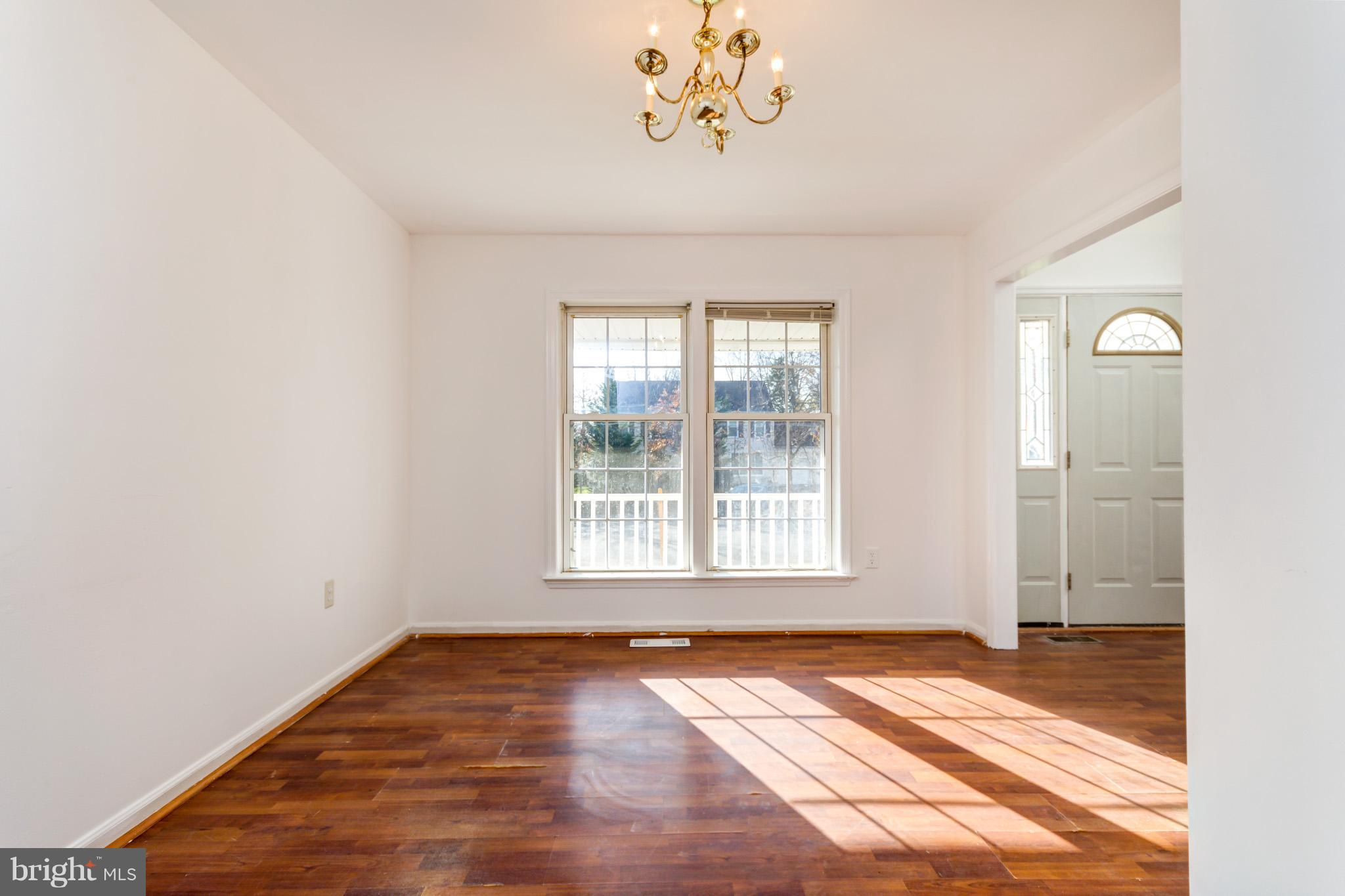 2529 Perring Woods Road Baltimore, MD 21234 - Photo 13 of 30 Interior (General)