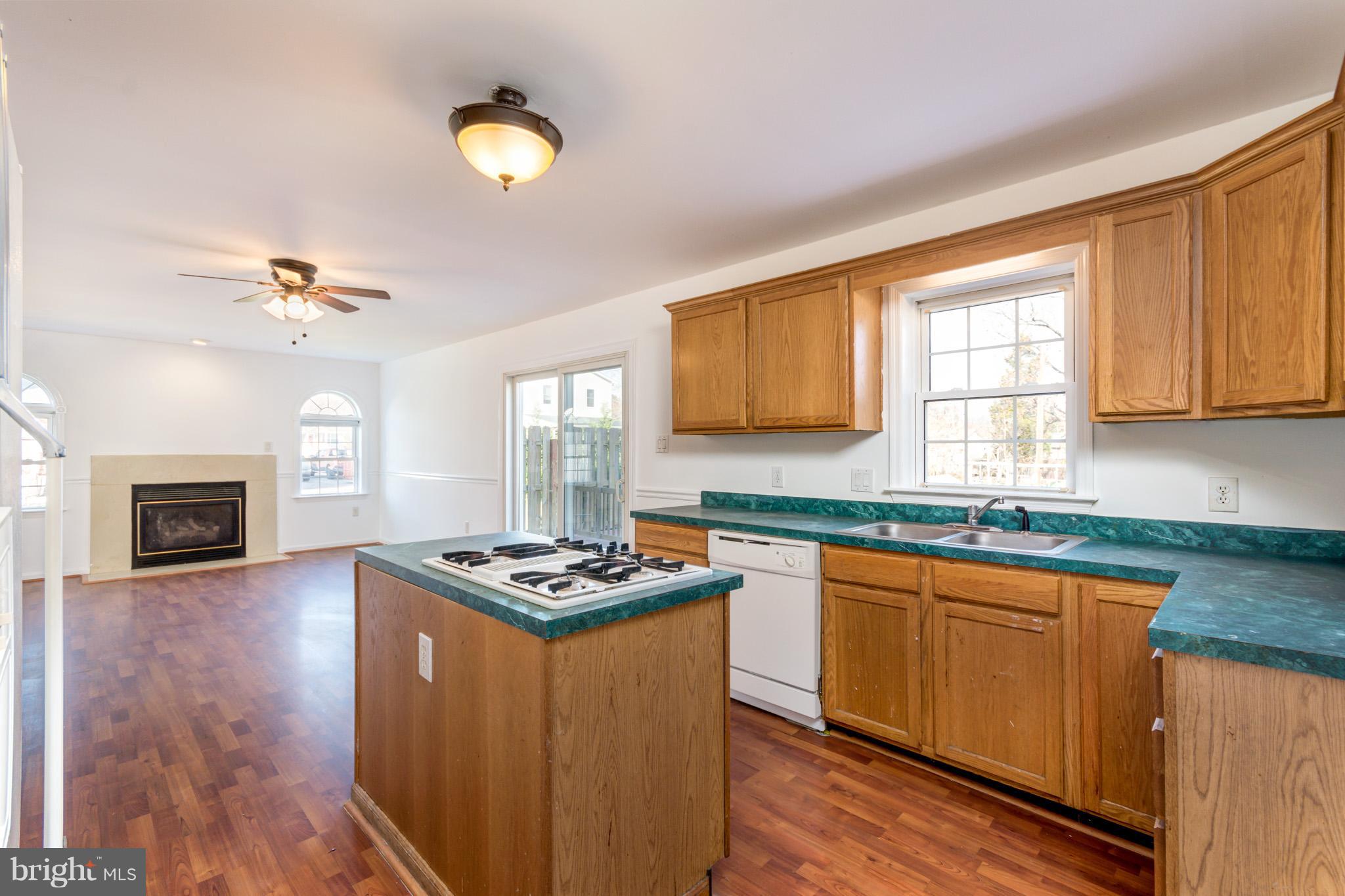 2529 Perring Woods Road Baltimore, MD 21234 - Photo 15 of 30 Kitchen