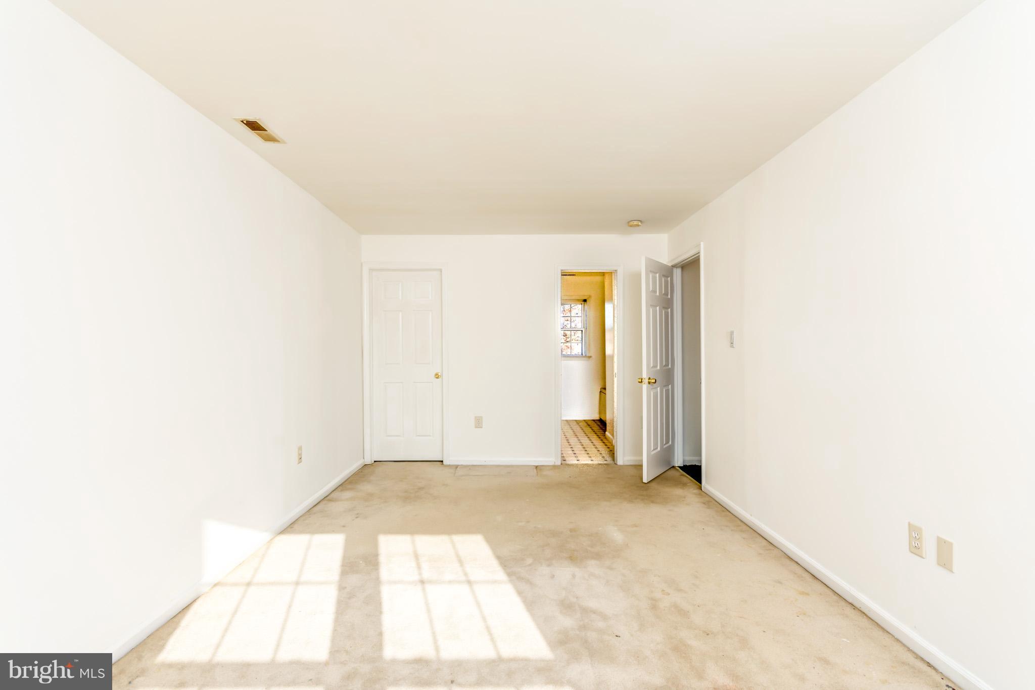 2529 Perring Woods Road Baltimore, MD 21234 - Photo 23 of 30 Bedroom
