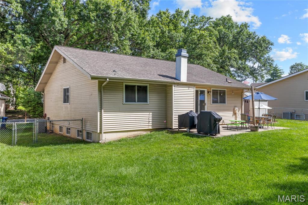 1115 Shadowoak Drive Ballwin, MO 63021 - Photo 30 of 39