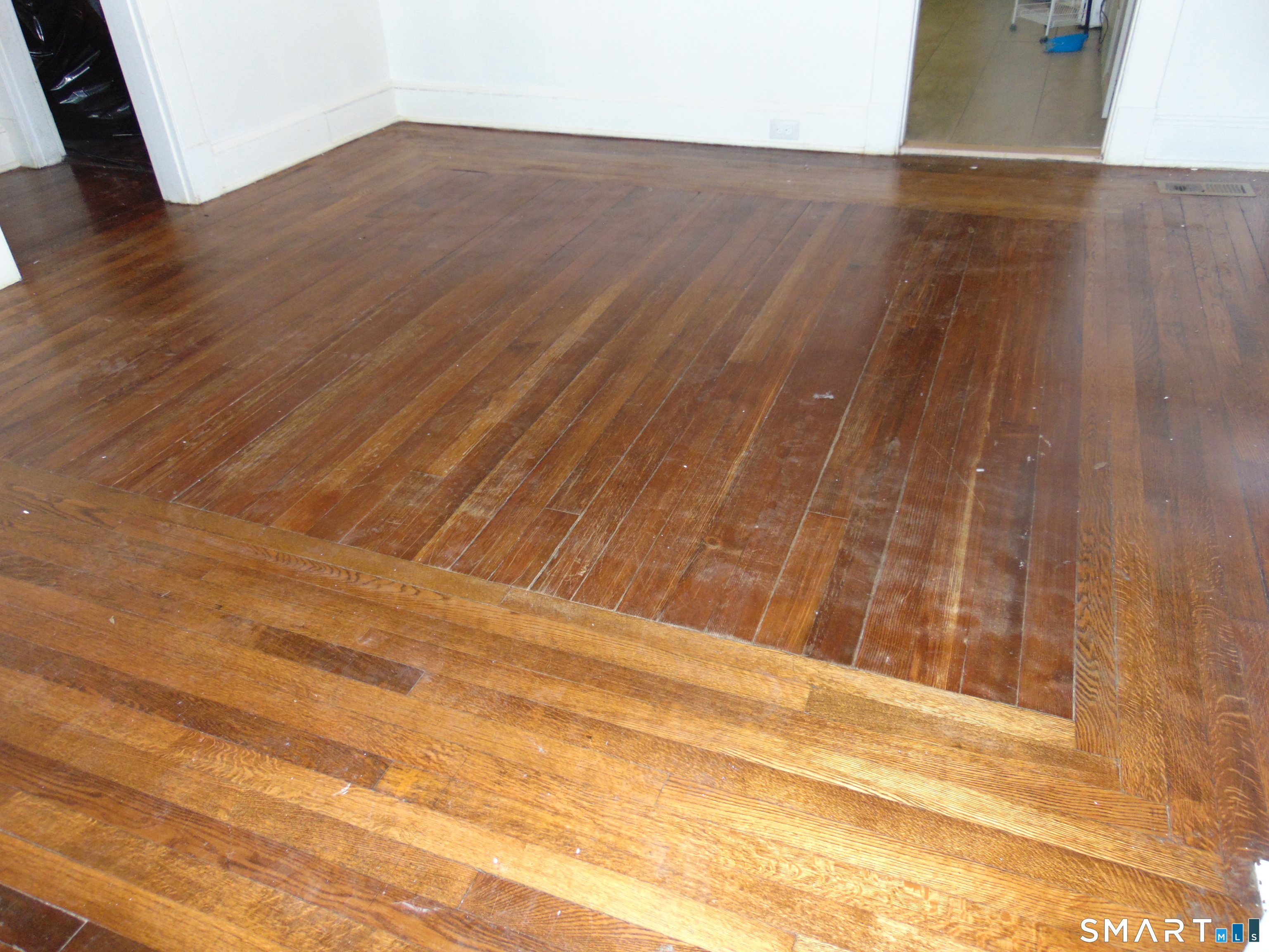 220 Park Road Waterbury, CT 06708 - Photo 10 of 20