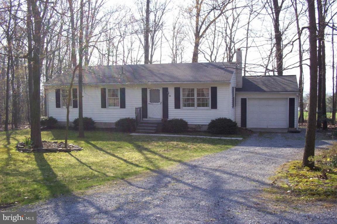 701 Narvon Road Narvon, PA 17555 - Photo 1 of 4 Gallery Image 1