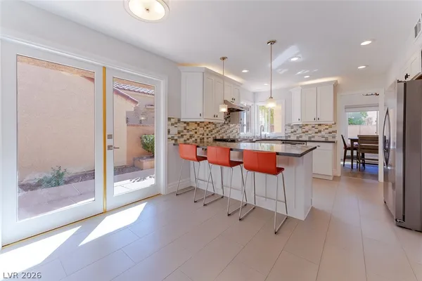 $2,850 | 5103 Southern Hills Lane, Las Vegas, NV 89113