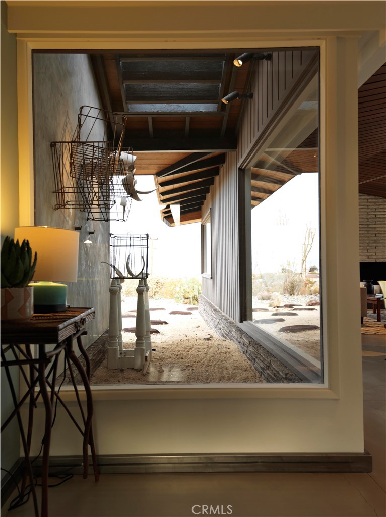 5960 Sunrise Road Twentynine Palms, CA 92277 - Photo 14 of 65 a kitchen with a table and chairs