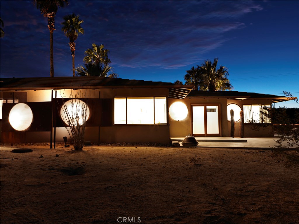 5960 Sunrise Road Twentynine Palms, CA 92277 - Photo 61 of 65 a view of a room with gym equipment