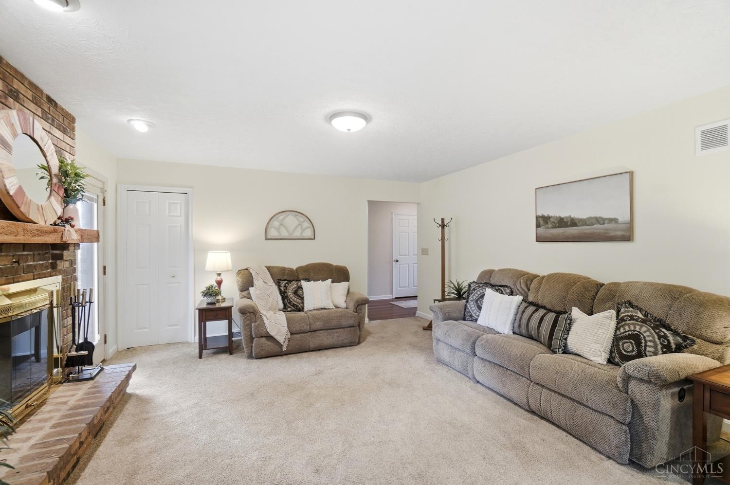 1460 Ebenezer Road Cincinnati, OH 45233 - Photo 24 of 61