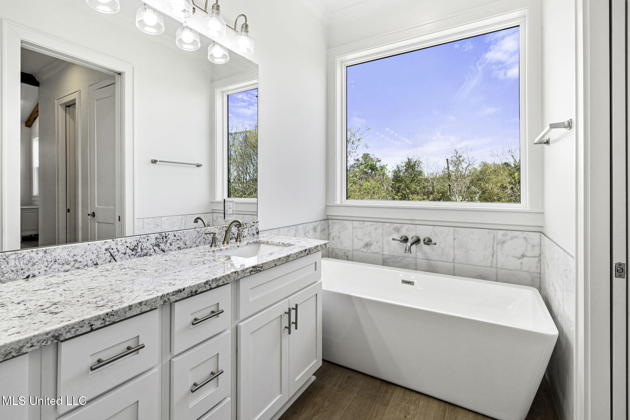 211 Chartres Street Bay St. Louis, MS 39520 - Photo 20 of 28 18-web-or-mls-211 Chartres Street (18)