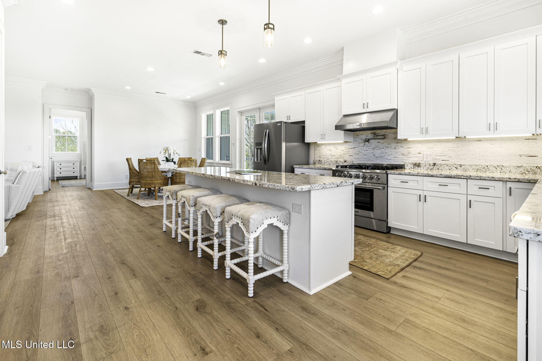 211 Chartres Street Bay St. Louis, MS 39520 - Photo 8 of 28 11-web-or-mls-211 Chartres Street (6)