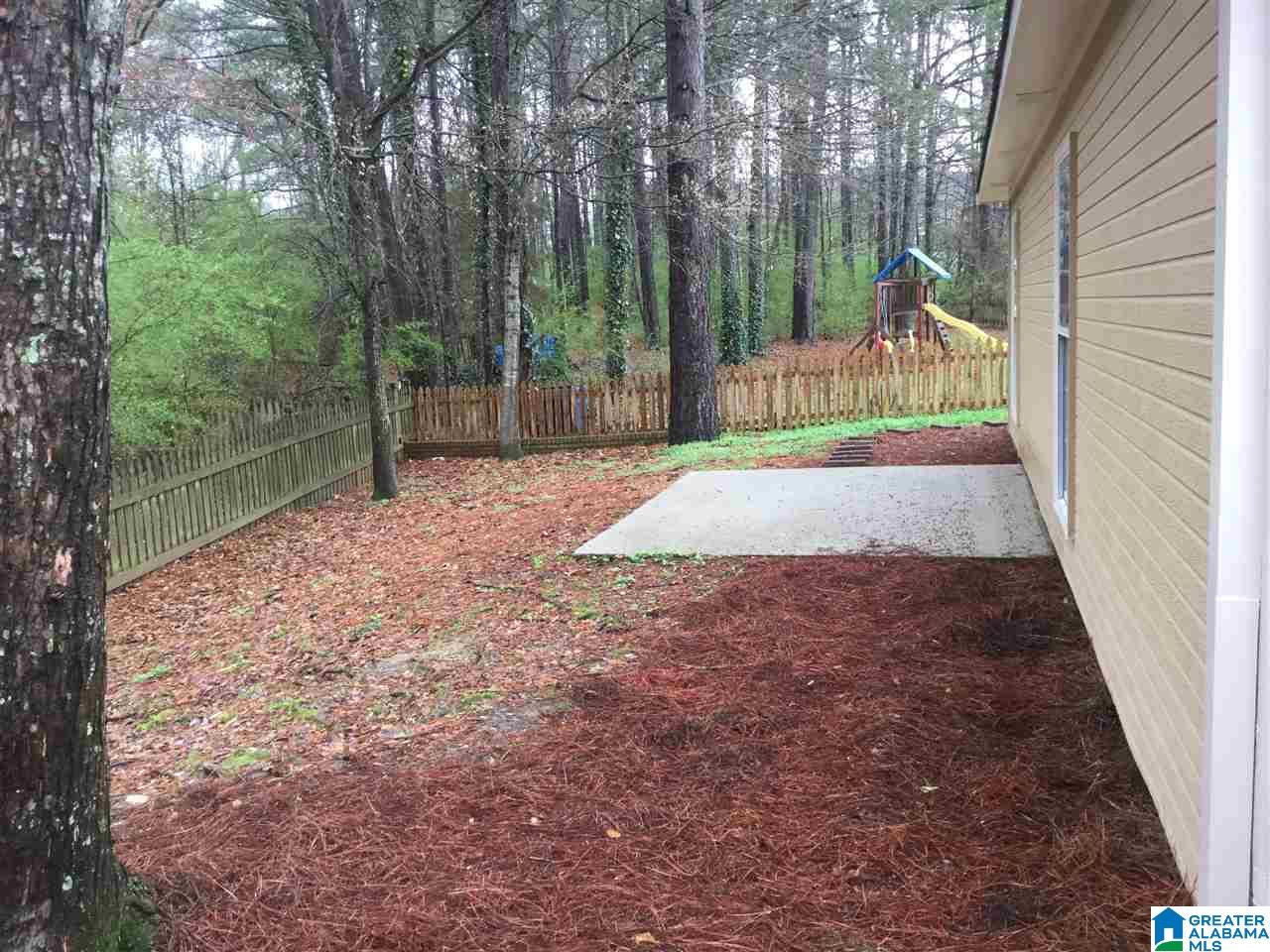 136 Pebble Lane Alabaster, AL 35007 - Photo 5 of 33