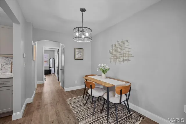 $349,900 | 5203 Schollmeyer Avenue, St. Louis, MO 63109