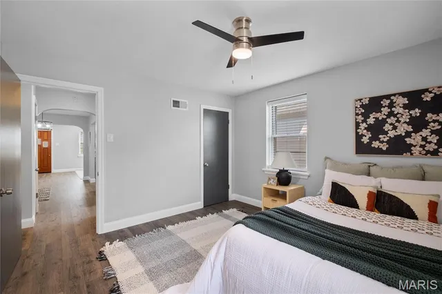 $349,900 | 5203 Schollmeyer Avenue, St. Louis, MO 63109