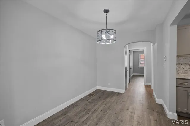 $349,900 | 5203 Schollmeyer Avenue, St. Louis, MO 63109