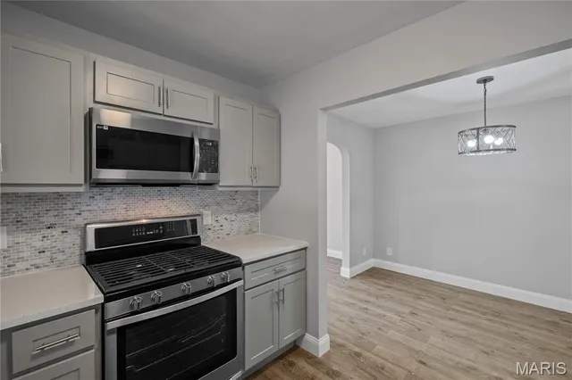 $349,900 | 5203 Schollmeyer Avenue, St. Louis, MO 63109