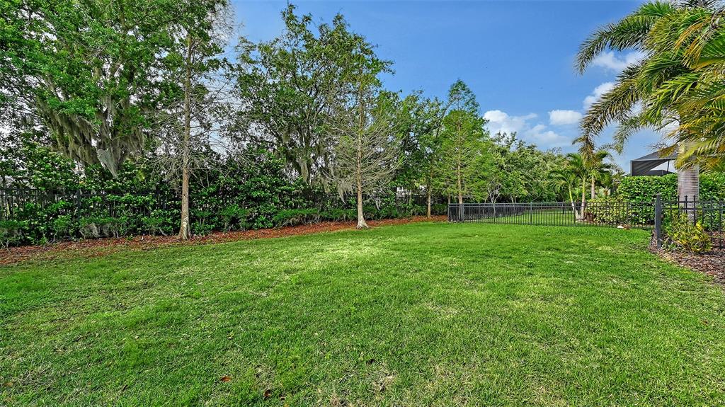 7702 Rio Bella Place Bradenton, FL 34201 - Photo 44 of 79