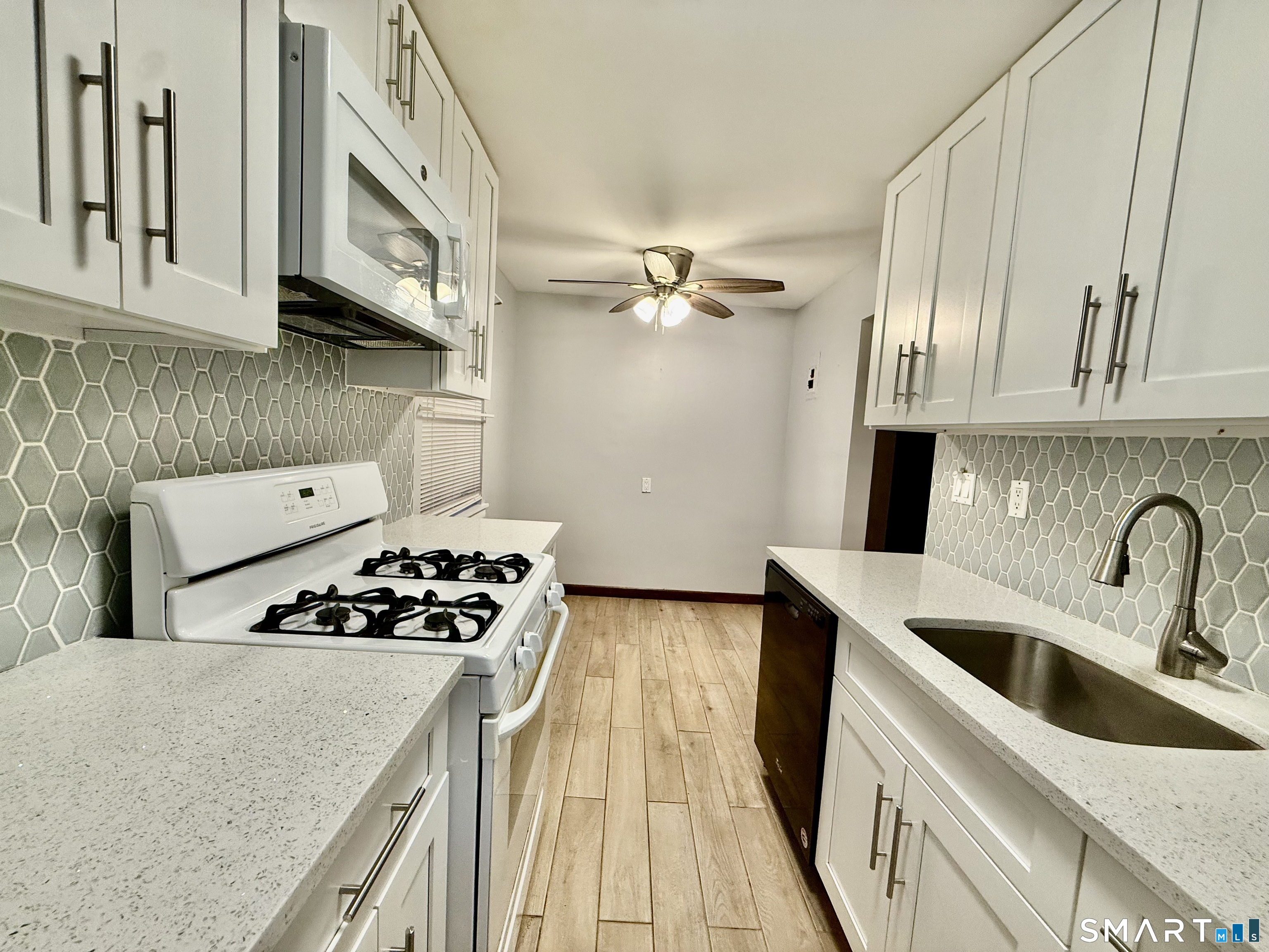 231 Seaton Road, Unit 2 Stamford, CT 06902 - Photo 32 of 39