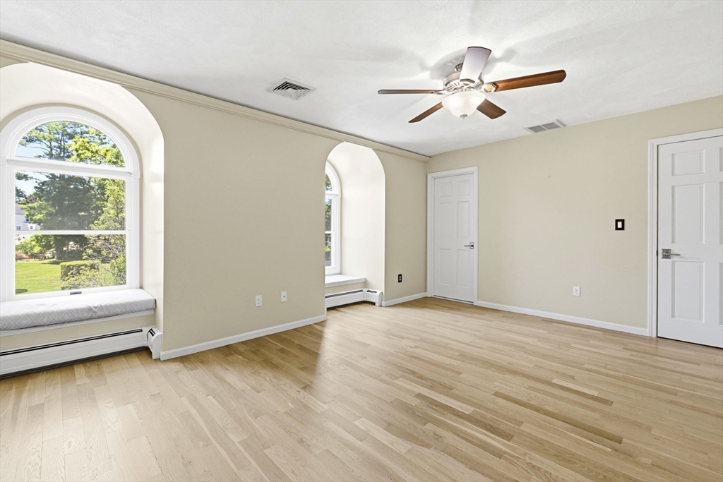3 Russell Road Lynnfield, MA 01940 - Photo 21 of 40