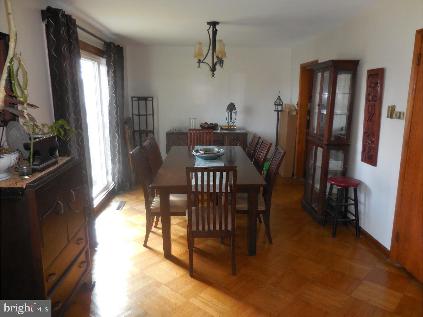 1415 Clements Road Wyncote, PA 19095 - Photo 3 of 25 Gallery Image 3
