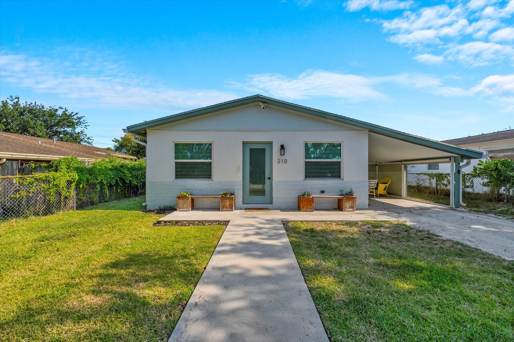 210 6th Street Jupiter, FL 33458 - Photo 1 of 36 03-DSC09435-Edit