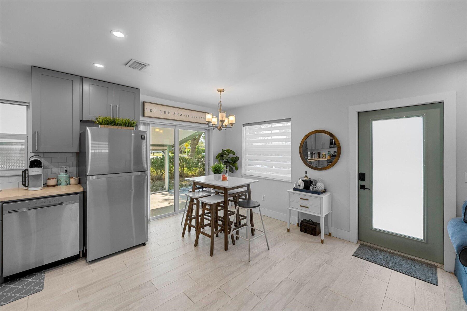210 6th Street Jupiter, FL 33458 - Photo 13 of 36 13-DSC09524