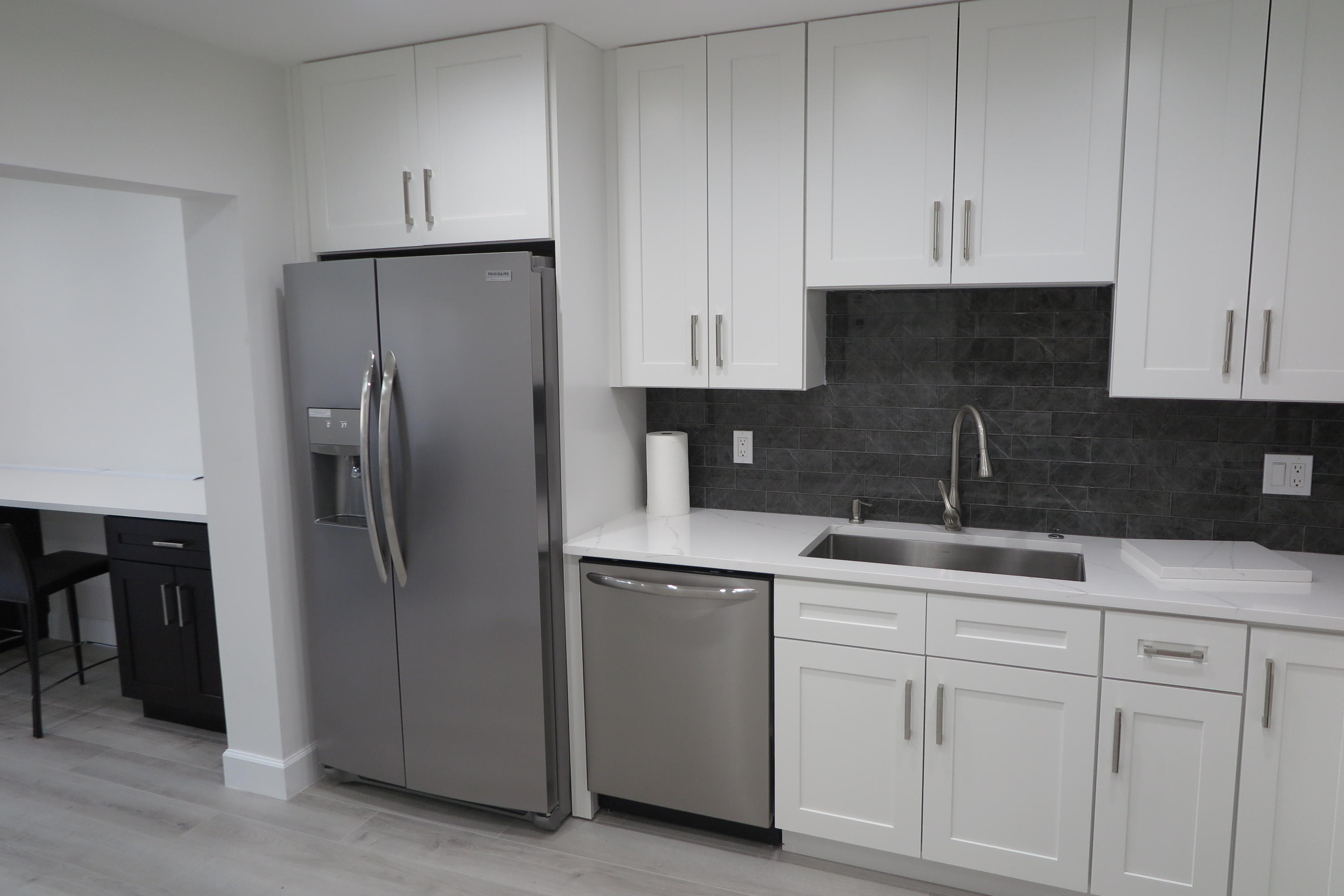 6721 Via Regina Boca Raton, FL 33433 - Photo 8 of 20 kitchen