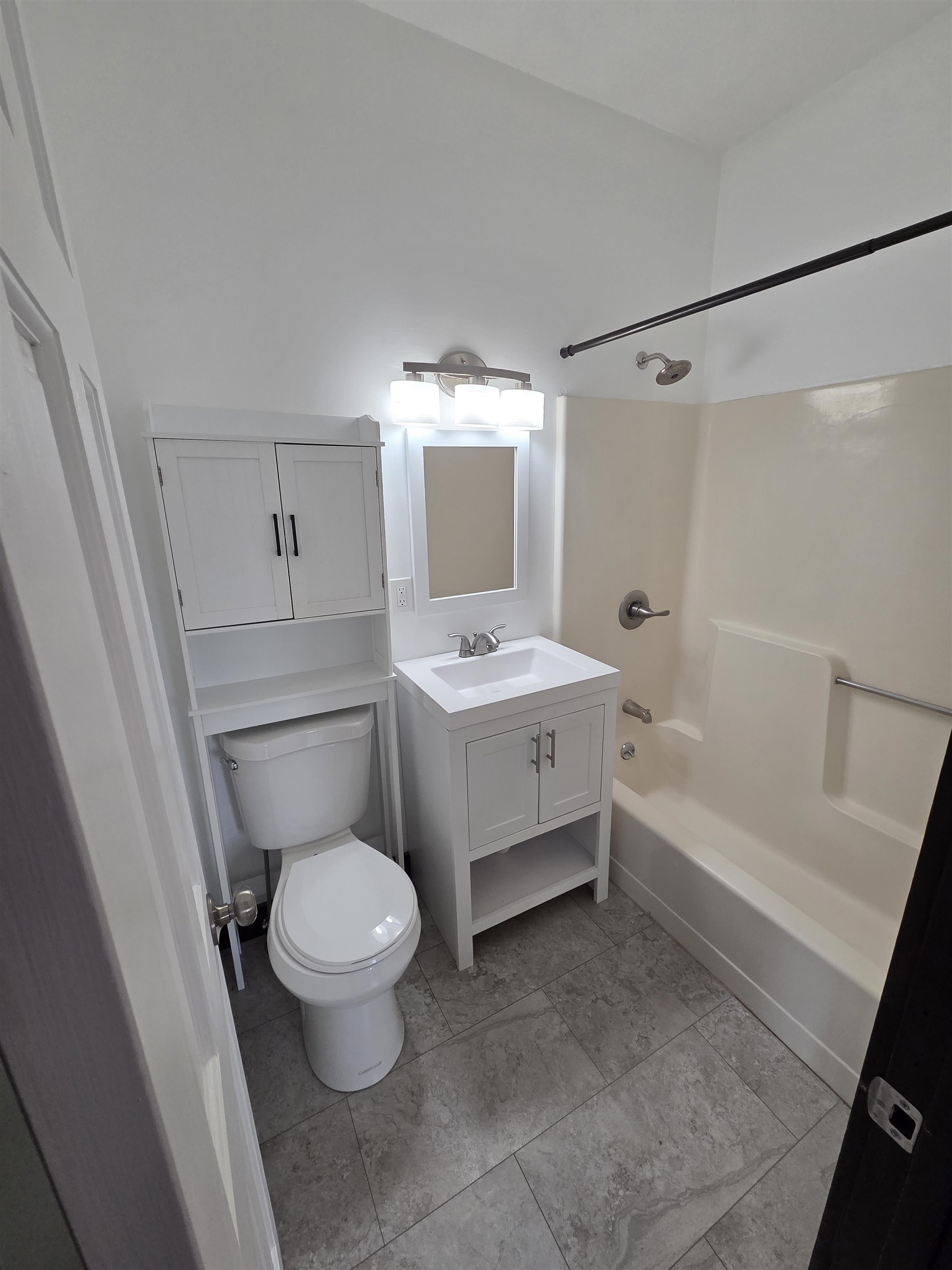 46 Maple Street, Unit 3 Littleton, NH 03561 - Photo 5 of 10