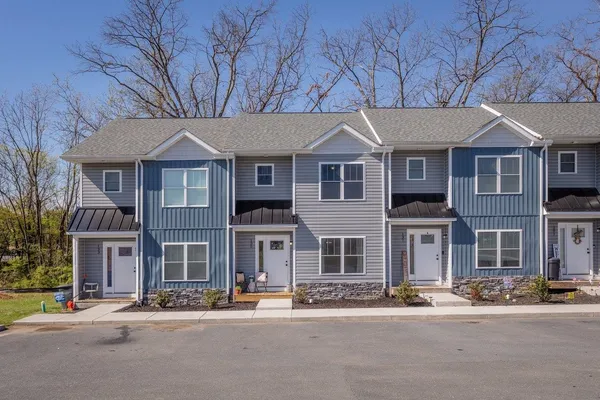 $279,000 | 135 Swallow Drive, Elkton, VA 22827