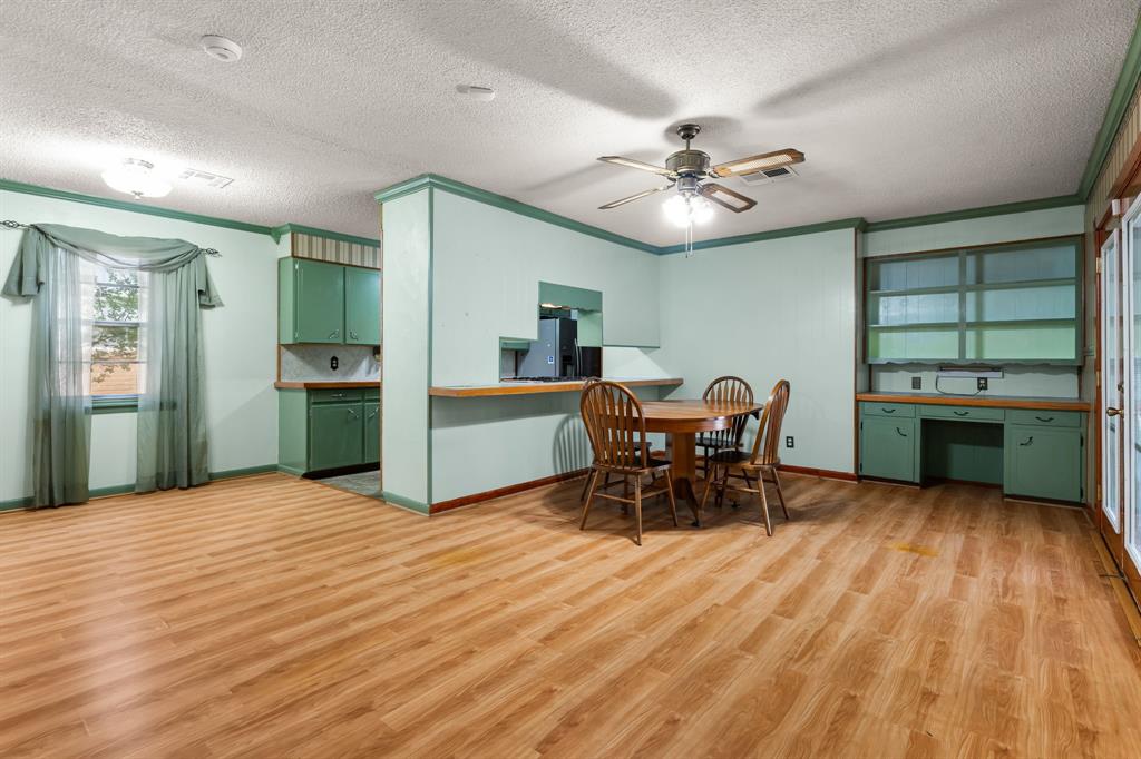 6300 Landmark Drive Waco, TX 76710 - Photo 6 of 29