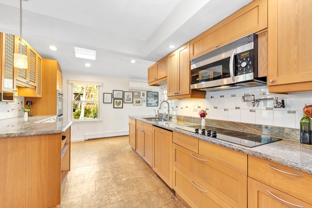 16 Wentworth Road Melrose, MA 02176 - Photo 17 of 41 Gallery Image 17
